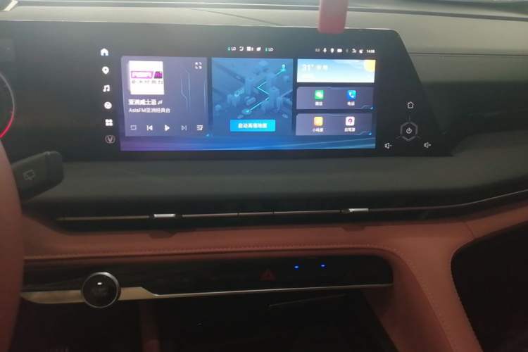 Used CHANGAN CS75 PLUS 2023 3rd Generation 2.0T Automatic Flagship Model Audio And AC Panel