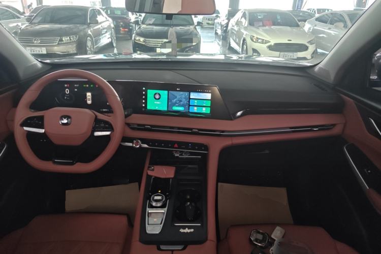 Used CHANGAN CS75 PLUS 2023 3rd Generation 1.5T Automatic Prestige Model Center Console