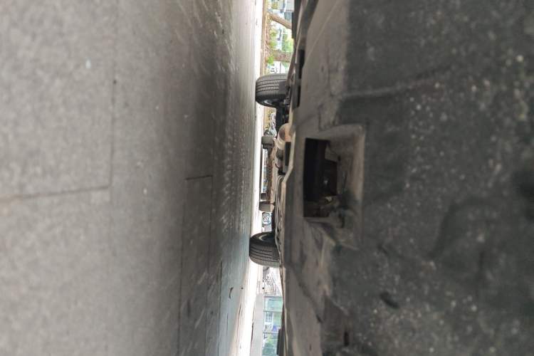 Used CHANGAN CS75 PLUS 2023 3rd Generation 1.5T Automatic Pilot Model Chassis Front