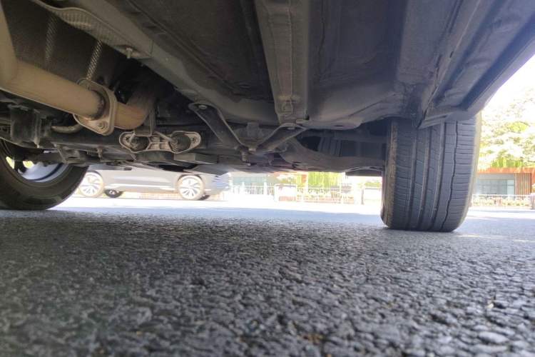 Used CHANGAN CS75 PLUS 2023 3rd Generation 1.5T Automatic Prestige Model Chassis Front Right