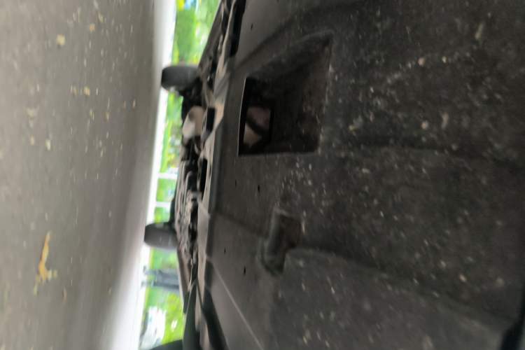 Used CHANGAN CS75 PLUS 2023 3rd Generation 1.5T Automatic Prestige Model Chassis Front
