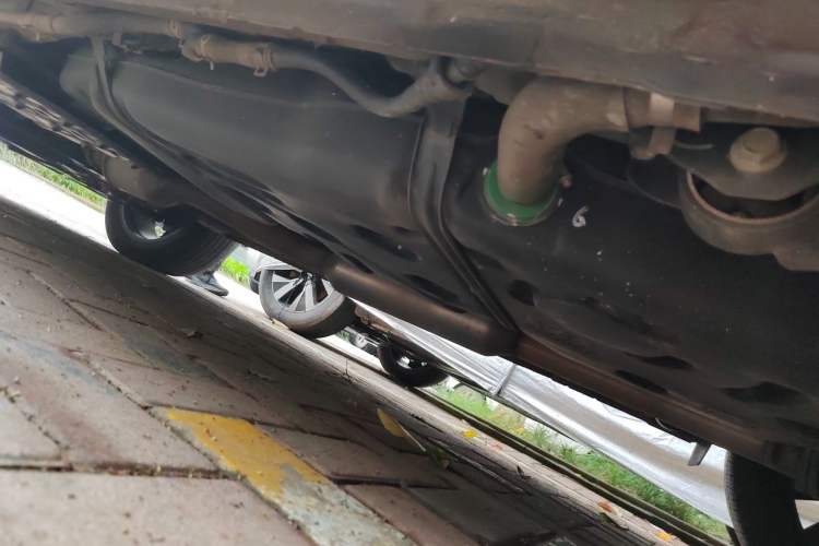 Used CHANGAN CS75 PLUS 2023 3rd Generation 2.0T Automatic Prestige Version Chassis Rear Left