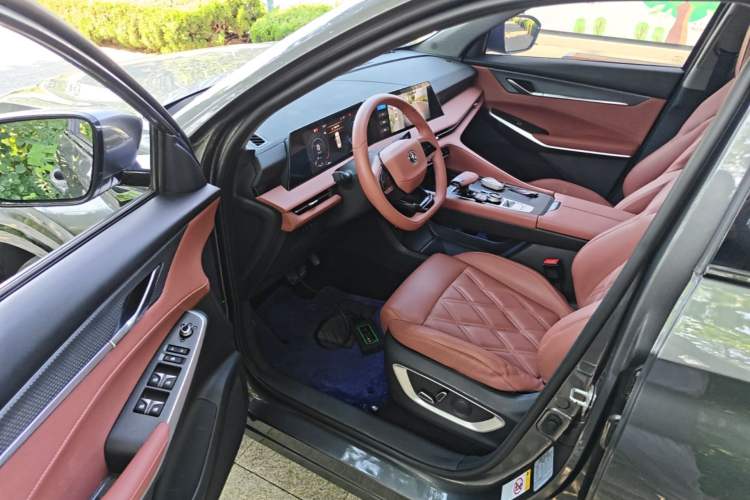 Used CHANGAN CS75 PLUS 2023 3rd Generation 1.5T Automatic Prestige Model Driver Seat