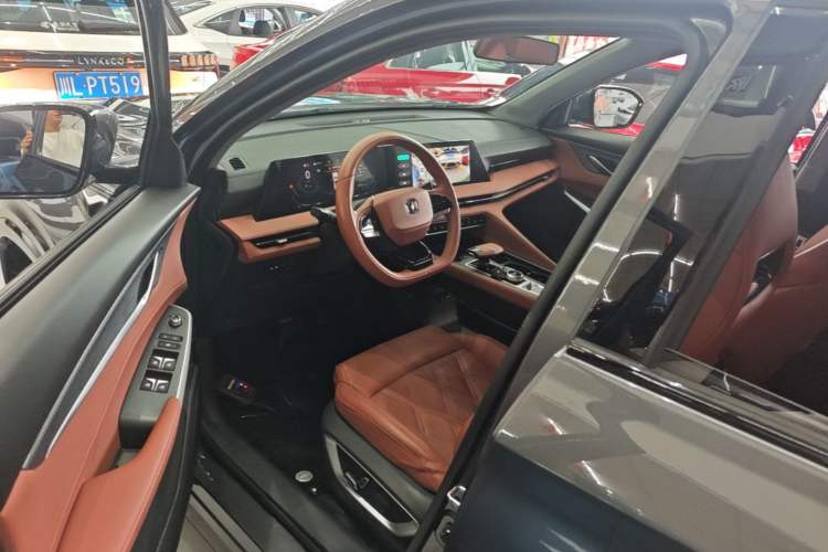 Used CHANGAN CS75 PLUS 2023 3rd Generation 1.5T Automatic Prestige Model Driver Seat