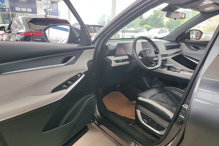 Used CHANGAN CS75 PLUS 2023 3rd Generation 1.5T Automatic Prestige Model Driver Seat