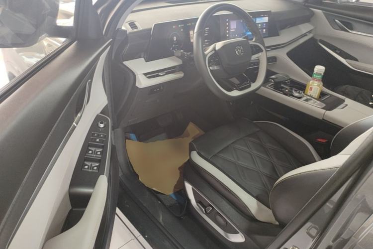 Used CHANGAN CS75 PLUS 2023 3rd Generation 1.5T Automatic Prestige Model Driver Seat
