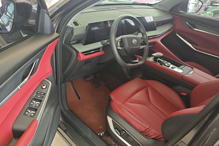 Used CHANGAN CS75 PLUS 2023 2nd Generation 1.5T Automatic Elite Version Driver Seat