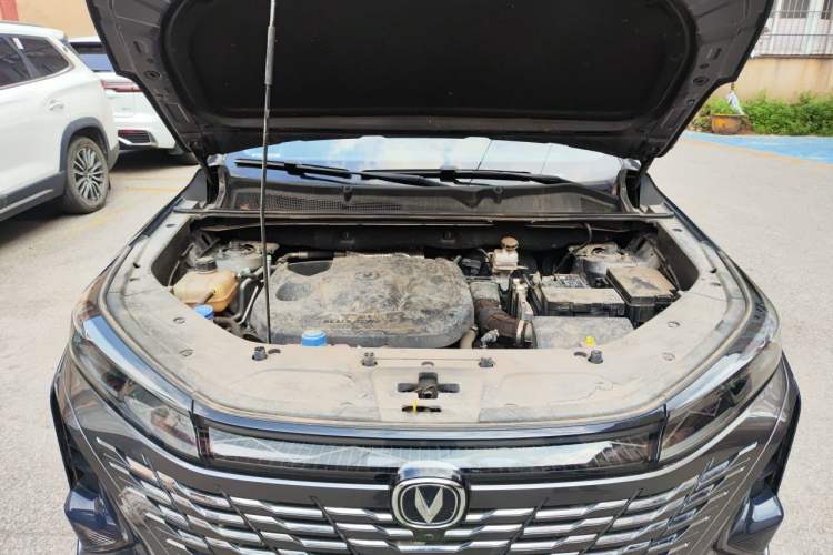Used CHANGAN CS75 PLUS 2023 3rd Generation 1.5T Automatic Prestige Model Engine Bay
