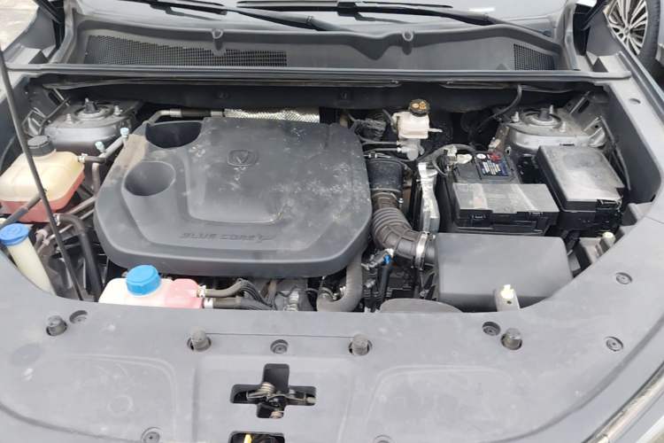 Used CHANGAN CS75 PLUS 2023 3rd Generation 1.5T Automatic Prestige Model Engine Bay