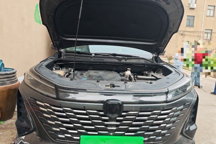 Used CHANGAN CS75 PLUS 2023 3rd Generation 1.5T Automatic Pilot Model Engine Bay