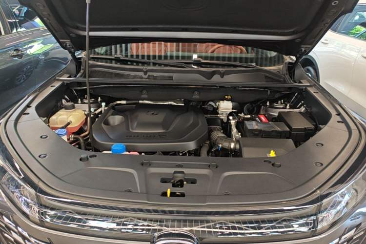 Used CHANGAN CS75 PLUS 2023 3rd Generation 1.5T Automatic Prestige Model Engine Bay