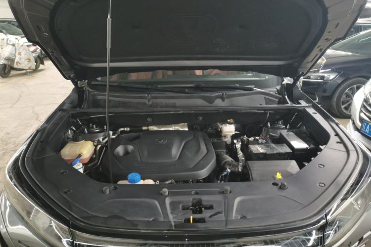 Used CHANGAN CS75 PLUS 2023 3rd Generation 1.5T Automatic Prestige Model Engine Bay