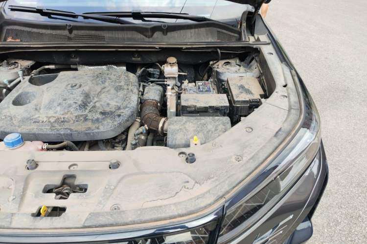 Used CHANGAN CS75 PLUS 2023 3rd Generation 1.5T Automatic Prestige Model Engine Bay Left