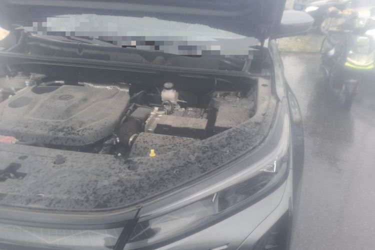 Used CHANGAN CS75 PLUS 2023 3rd Generation 1.5T Automatic Prestige Model Engine Bay Left