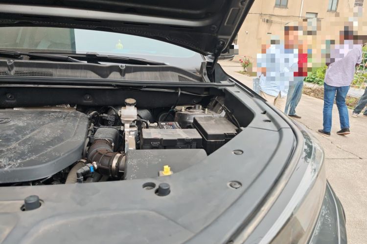 Used CHANGAN CS75 PLUS 2023 3rd Generation 1.5T Automatic Pilot Model Engine Bay Left
