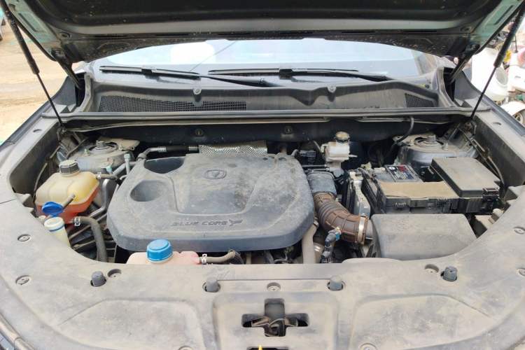 Used CHANGAN CS75 PLUS 2023 3rd Generation 1.5T Automatic Pilot Model Engine Bay