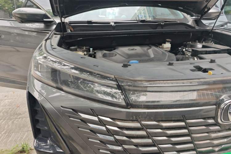 Used CHANGAN CS75 PLUS 2023 3rd Generation 1.5T Automatic Pilot Model Engine Bay Right