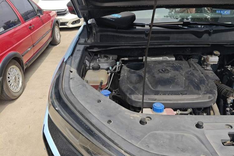 Used CHANGAN CS75 PLUS 2023 3rd Generation 1.5T Automatic Prestige Model Engine Bay Right