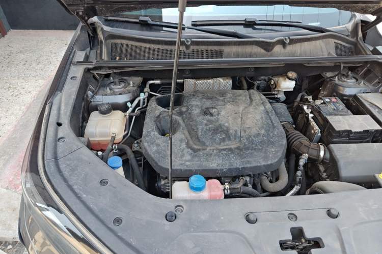 Used CHANGAN CS75 PLUS 2023 3rd Generation 1.5T Automatic Prestige Model Engine Bay Right