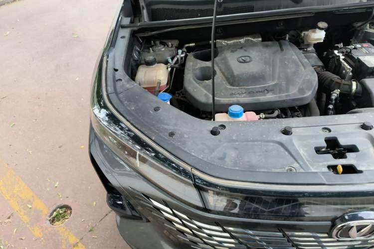 Used CHANGAN CS75 PLUS 2023 3rd Generation 1.5T Automatic Prestige Model Engine Bay Right