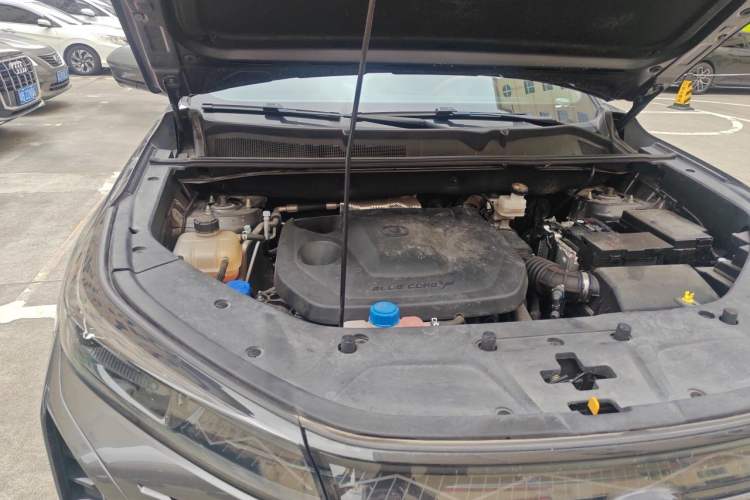 Used CHANGAN CS75 PLUS 2023 3rd Generation 1.5T Automatic Prestige Model Engine Bay Right
