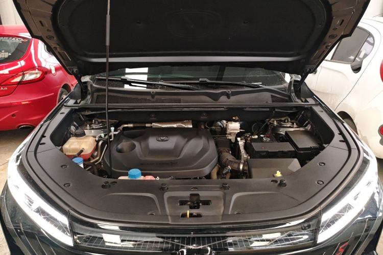 Used CHANGAN CS75 PLUS 2023 2nd Generation 1.5T Automatic Elite Version Engine Bay