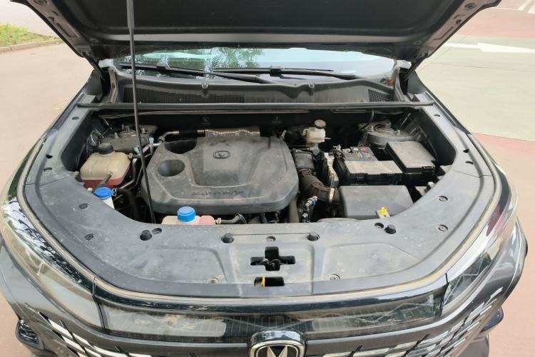 Used CHANGAN CS75 PLUS 2023 3rd Generation 1.5T Automatic Prestige Model Engine Bay