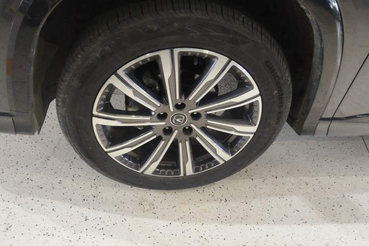 Used CHANGAN CS75 PLUS 2023 3rd Generation 1.5T Automatic Prestige Model Exterior 2