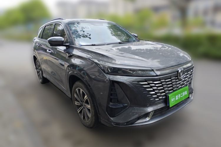 Used CHANGAN CS75 PLUS 2023 3rd Generation 1.5T Automatic Prestige Model Exterior 2