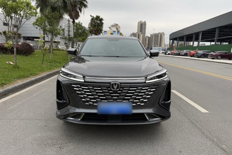 Used CHANGAN CS75 PLUS 2023 3rd Generation 1.5T Automatic Prestige Model Exterior 3