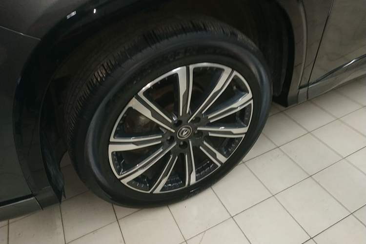 Used CHANGAN CS75 PLUS 2023 3rd Generation 1.5T Automatic Luxury Model Exterior 3