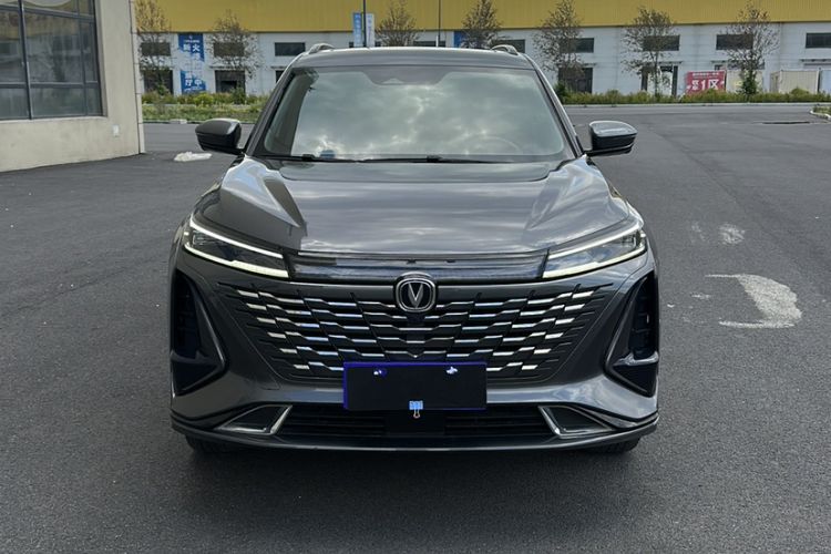 Used CHANGAN CS75 PLUS 2023 3rd Generation 1.5T Automatic Pilot Model Exterior 6