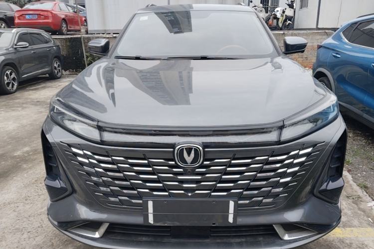 Used CHANGAN CS75 PLUS 2023 3rd Generation 1.5T Automatic Prestige Model Front