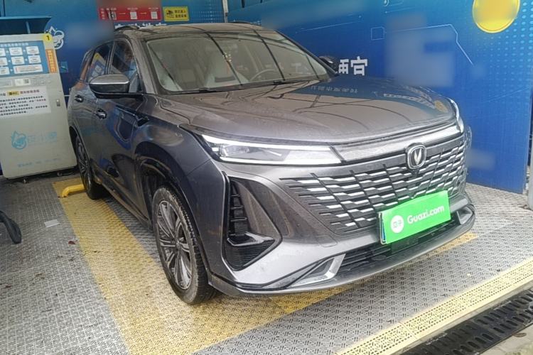 Used CHANGAN CS75 PLUS 2023 3rd Generation 1.5T Automatic Prestige Model Front Right 45 Deg