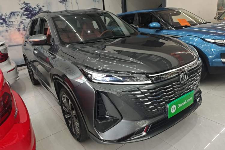 Used CHANGAN CS75 PLUS 2023 3rd Generation 1.5T Automatic Prestige Model Front Right 45 Deg
