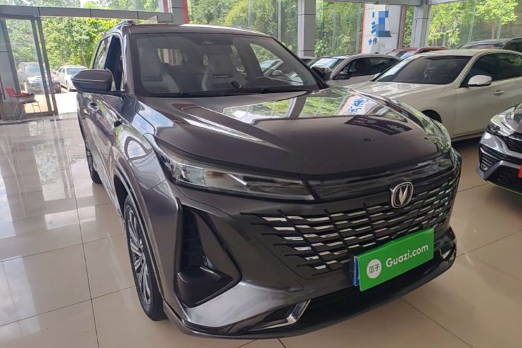 Used CHANGAN CS75 PLUS 2023 3rd Generation 1.5T Automatic Pilot Model Front Right 45 Deg