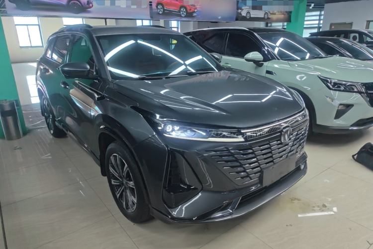 Used CHANGAN CS75 PLUS 2023 3rd Generation 1.5T Automatic Prestige Model Front Right 45 Deg