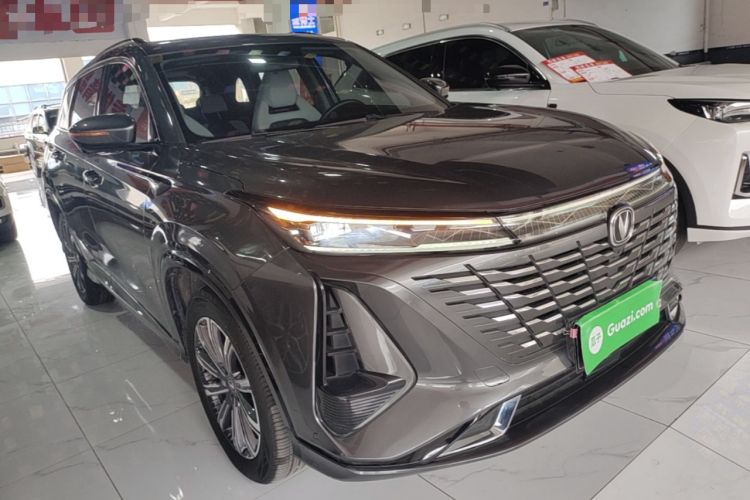 Used CHANGAN CS75 PLUS 2023 3rd Generation 1.5T Automatic Prestige Model Front Right 45 Deg