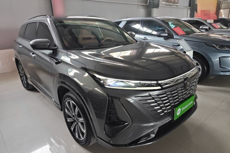 Used CHANGAN CS75 PLUS 2023 3rd Generation 1.5T Automatic Prestige Model Front Right 45 Deg