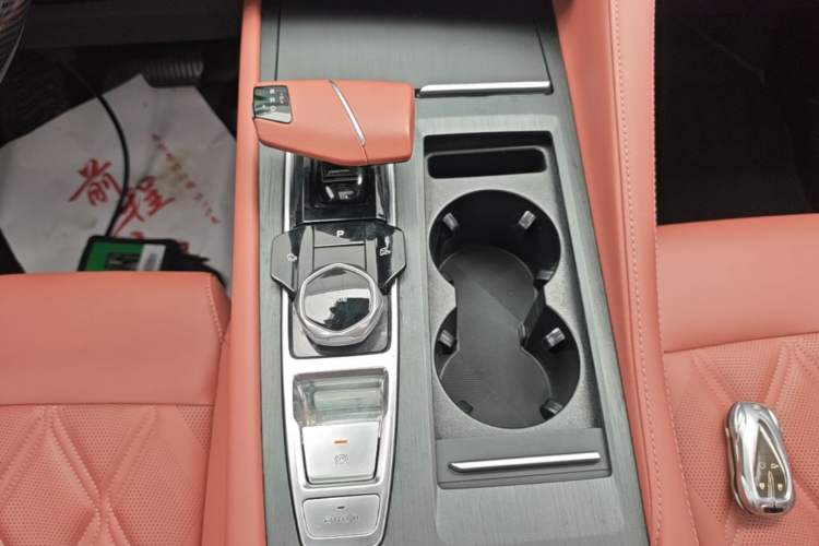 Used CHANGAN CS75 PLUS 2023 3rd Generation 1.5T Automatic Prestige Model Gear Lever