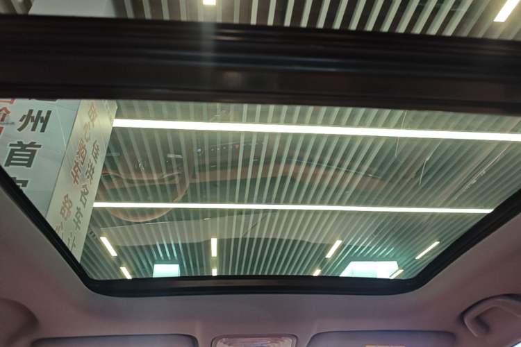 Used CHANGAN CS75 PLUS 2023 3rd Generation 1.5T Automatic Prestige Model Headliner