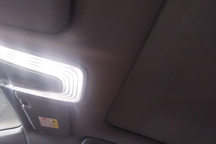 Used CHANGAN CS75 PLUS 2023 3rd Generation 1.5T Automatic Prestige Model Headliner