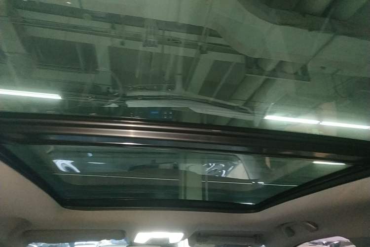 Used CHANGAN CS75 PLUS 2023 3rd Generation 1.5T Automatic Luxury Model Headliner