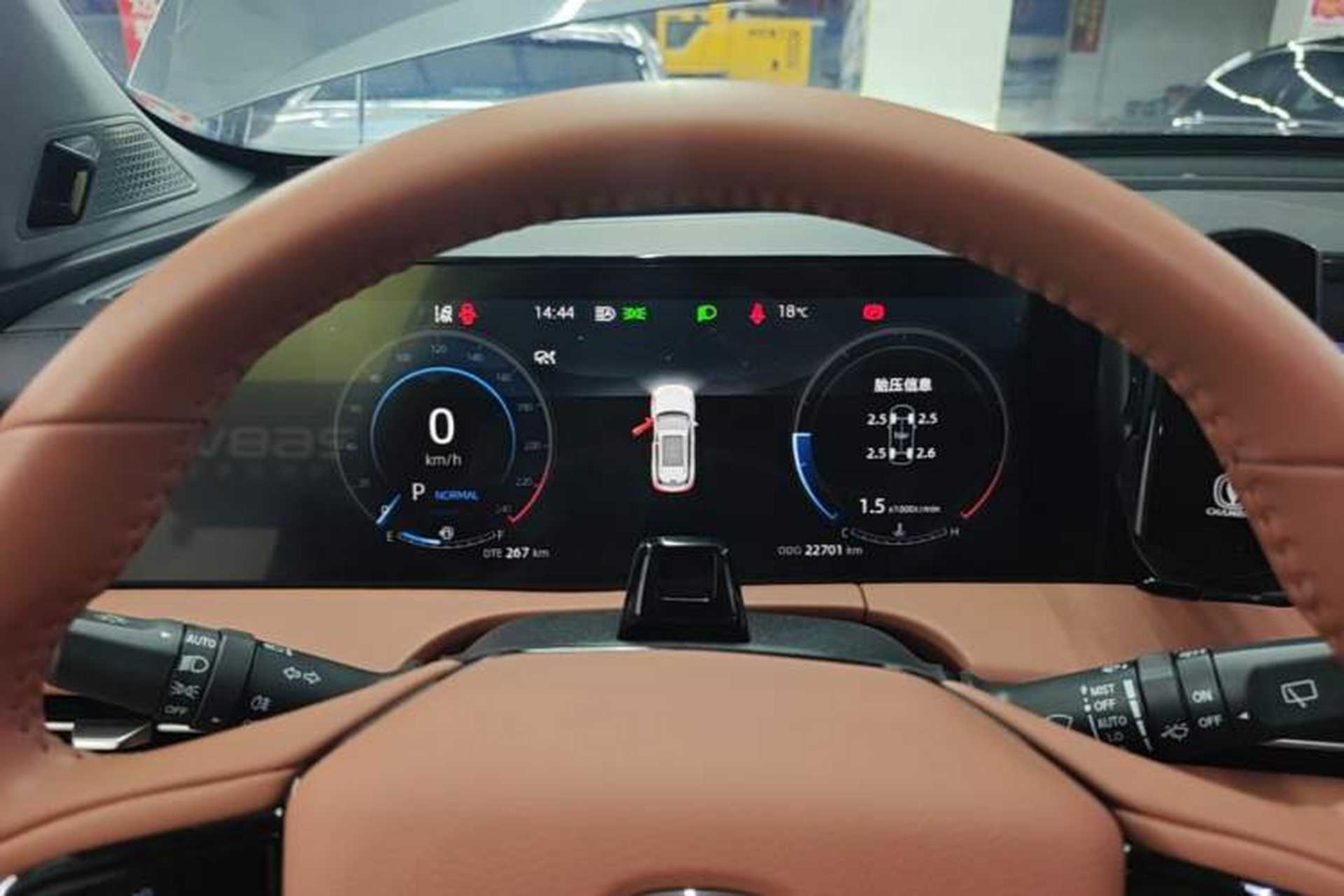 Used CHANGAN CS75 PLUS 2023 3rd Generation 1.5T Automatic Pilot Model Instrument Cluster