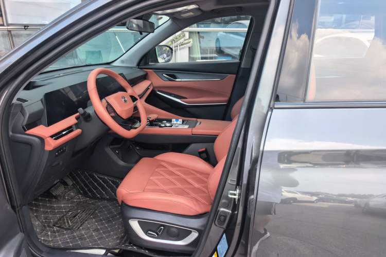 Used CHANGAN CS75 PLUS 2023 3rd Generation 1.5T Automatic Pilot Model Interior 1