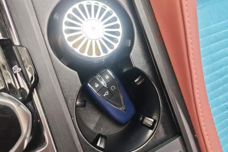 Used CHANGAN CS75 PLUS 2023 3rd Generation 1.5T Automatic Prestige Model Interior 1