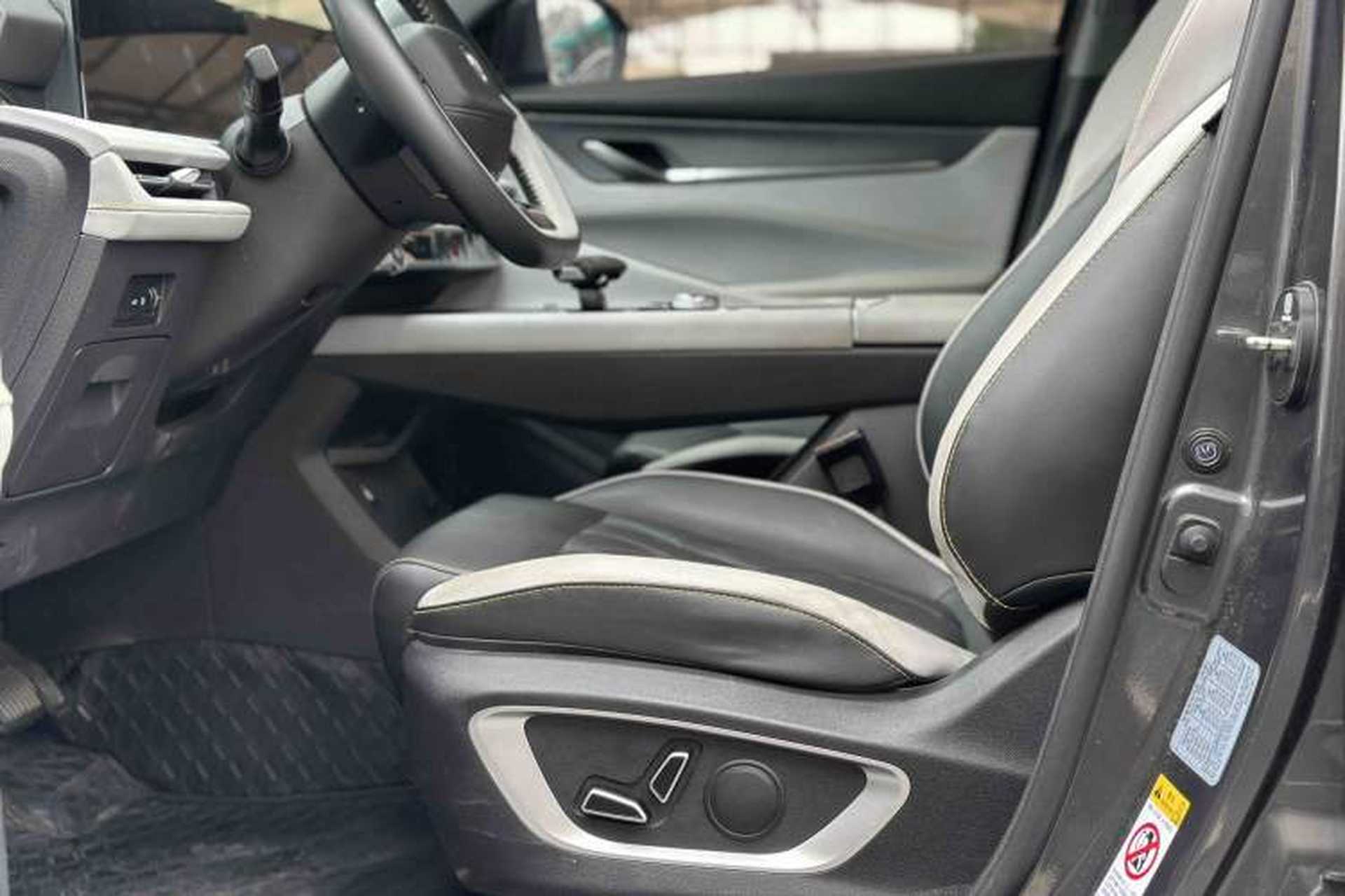 Used CHANGAN CS75 PLUS 2023 3rd Generation 1.5T Automatic Prestige Model Interior 11