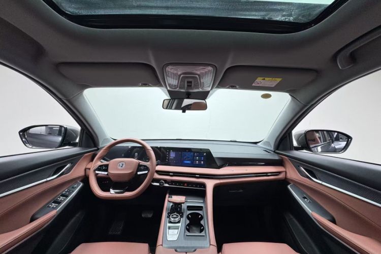 Used CHANGAN CS75 PLUS 2023 3rd Generation 1.5T Automatic Prestige Model Interior 8