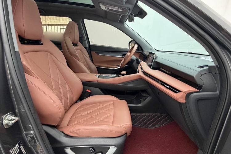 Used CHANGAN CS75 PLUS 2023 3rd Generation 1.5T Automatic Prestige Model Interior 8