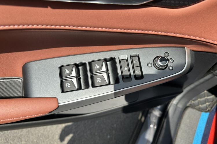 Used CHANGAN CS75 PLUS 2023 3rd Generation 1.5T Automatic Pilot Model Interior 8